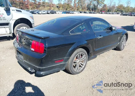 2007 Ford Mustang V6 Deluxe/V6 Premium z USA, uszkodzony, nr VIN 1ZVFT80N675275698